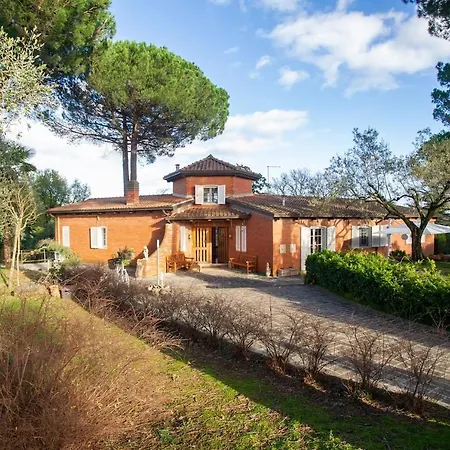 La Torre Delle Comete -villa Lungo La Via Francigena * Sutri