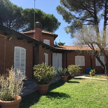 La Torre Delle Comete -villa Lungo La Via Francigena